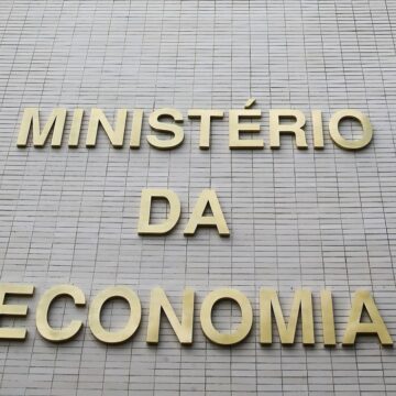 Governo amplia redução do IPI para 35% a partir de maio