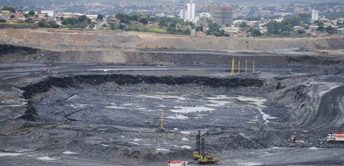 PGR se mostra contra aprovação automática de atividades de mineração