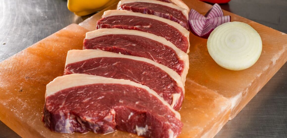 Consumo de carne bovina no Brasil atinge menor nível em 18 anos