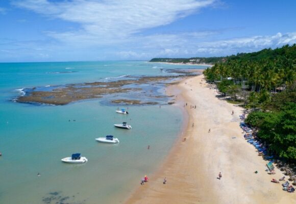 4 praias deslumbrantes para conhecer em Porto Seguro