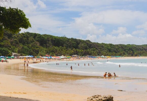 3 praias deslumbrantes em Tibau do Sul