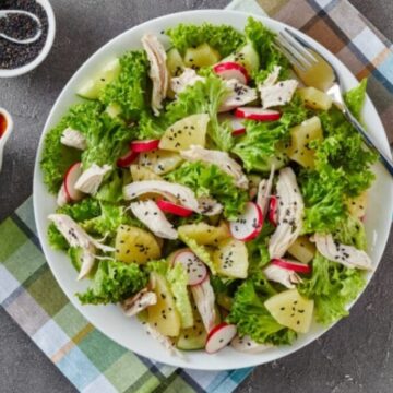 5 saladas refrescantes e leves para o verão